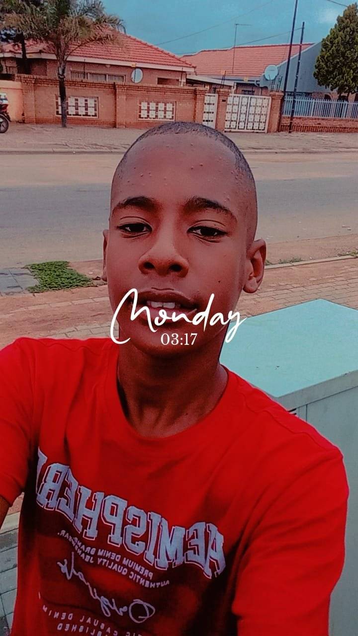 85683110 412 medium large