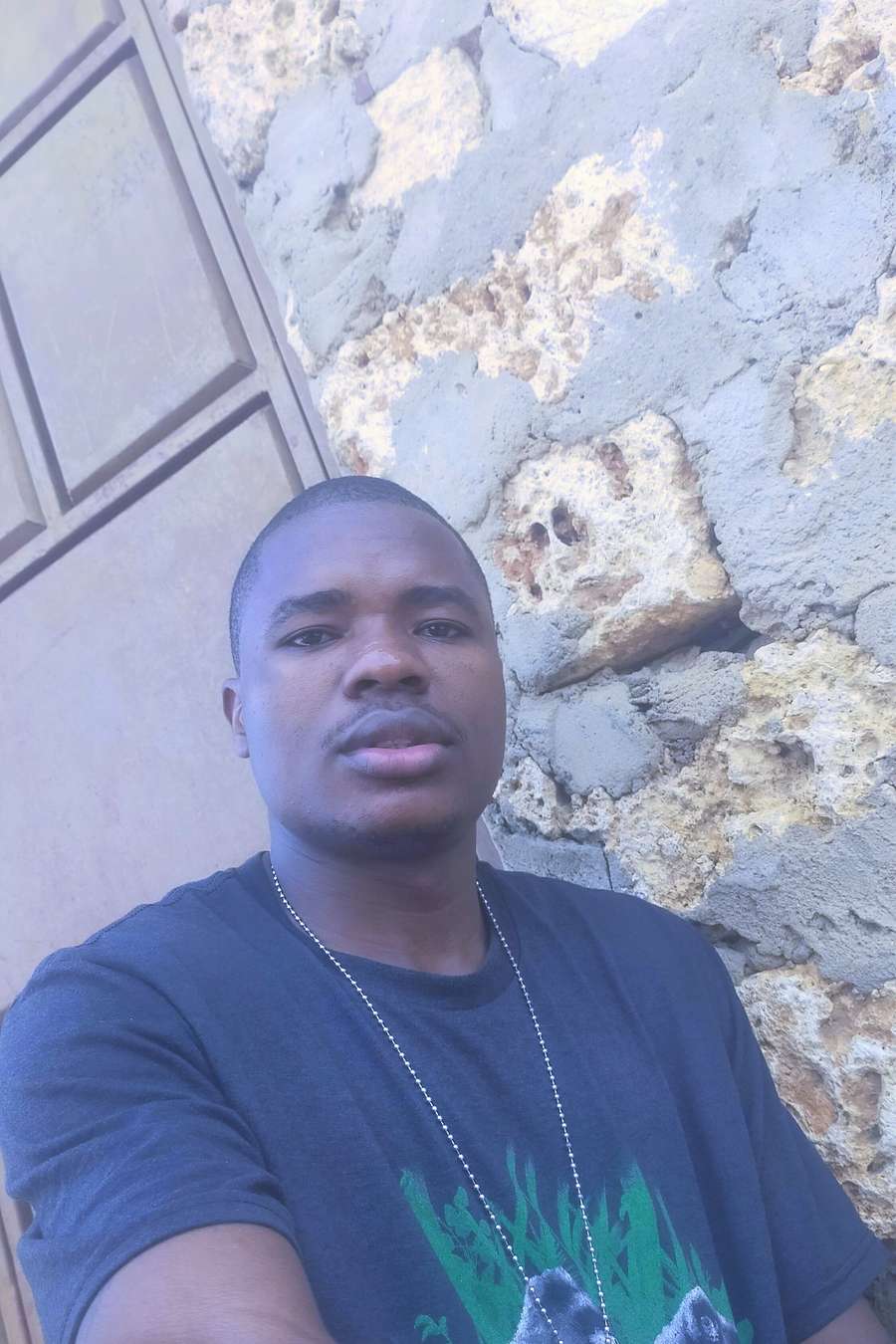 92528126 2281 medium large