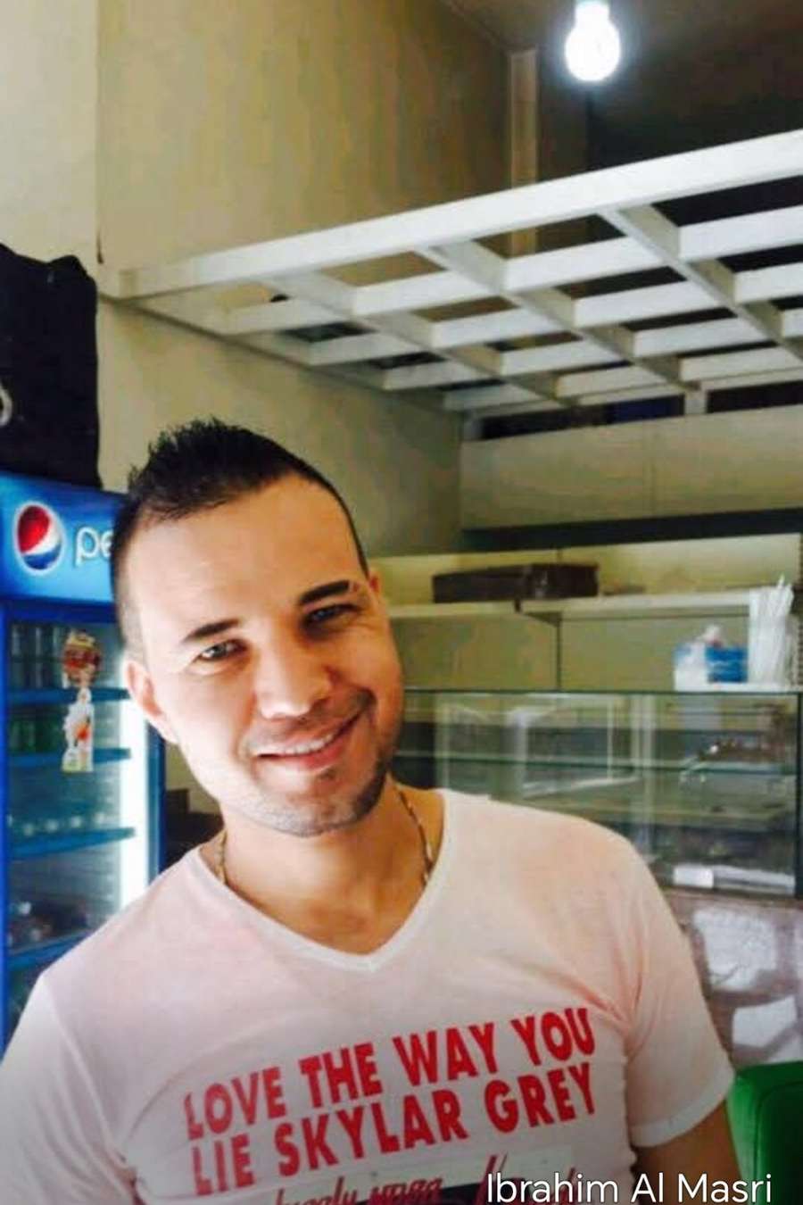 90533617 6847 medium large