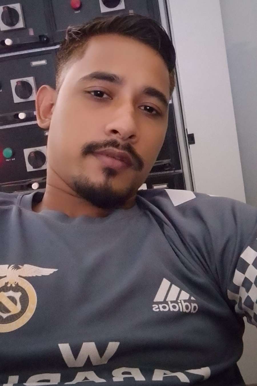 90188224 7454 medium large