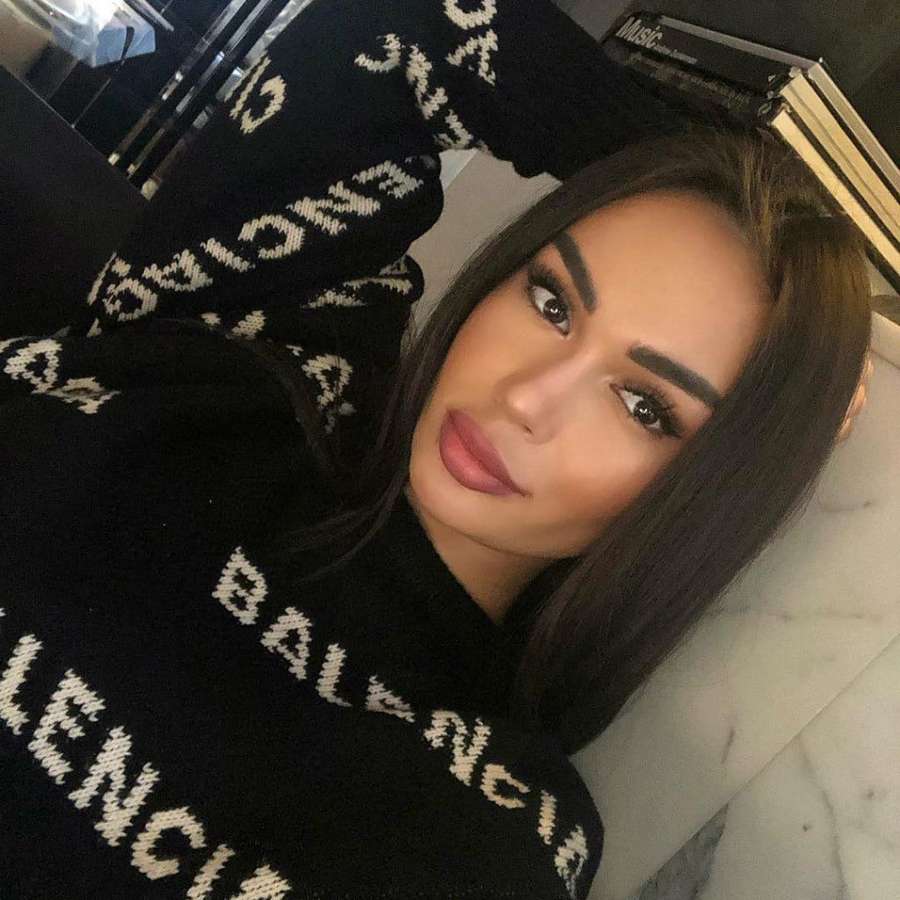 83033246 4772 medium large