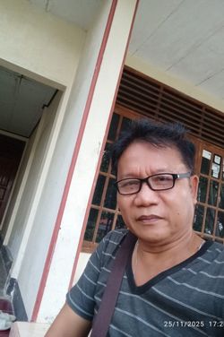 Lines M lines's photo