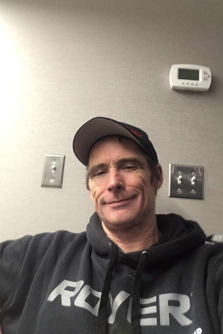 90076588 2 medium large