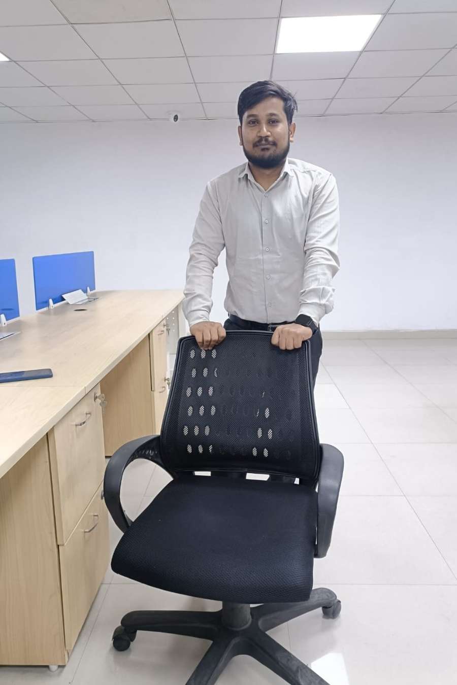 90307799 655 medium large