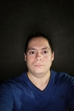 Luis Esparza 's photo