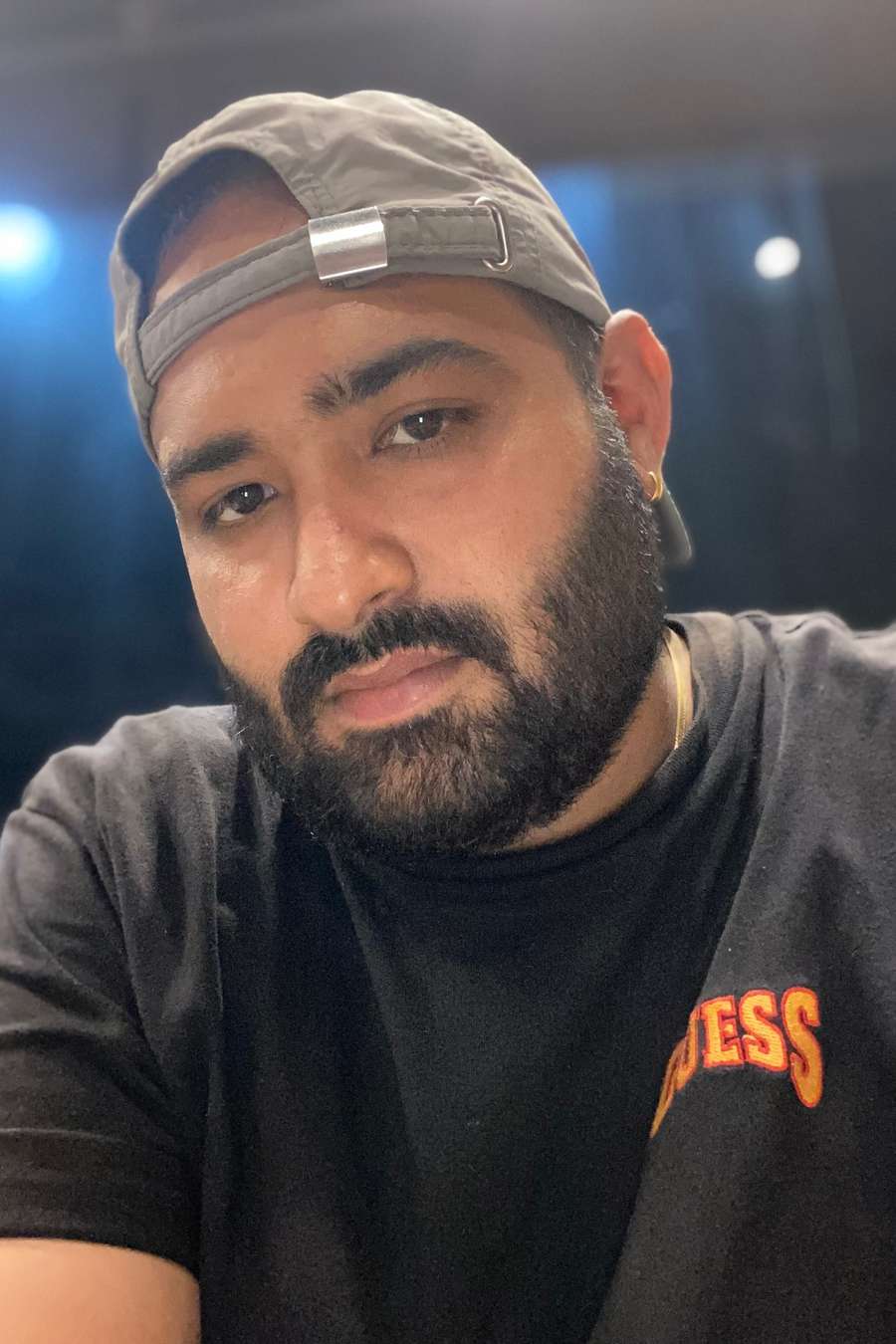 17040893 10 medium large