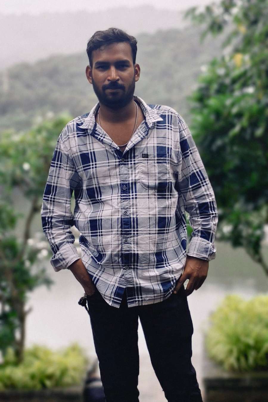 89043527 7479 medium large