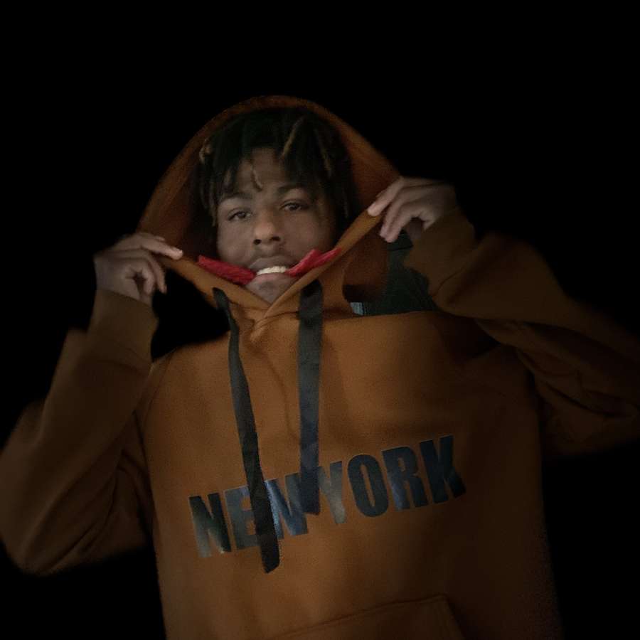 82618486 1984 medium large