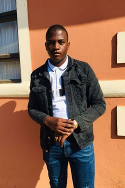 Sandile 's photo