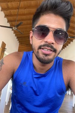 Devesh Mahayana's photo