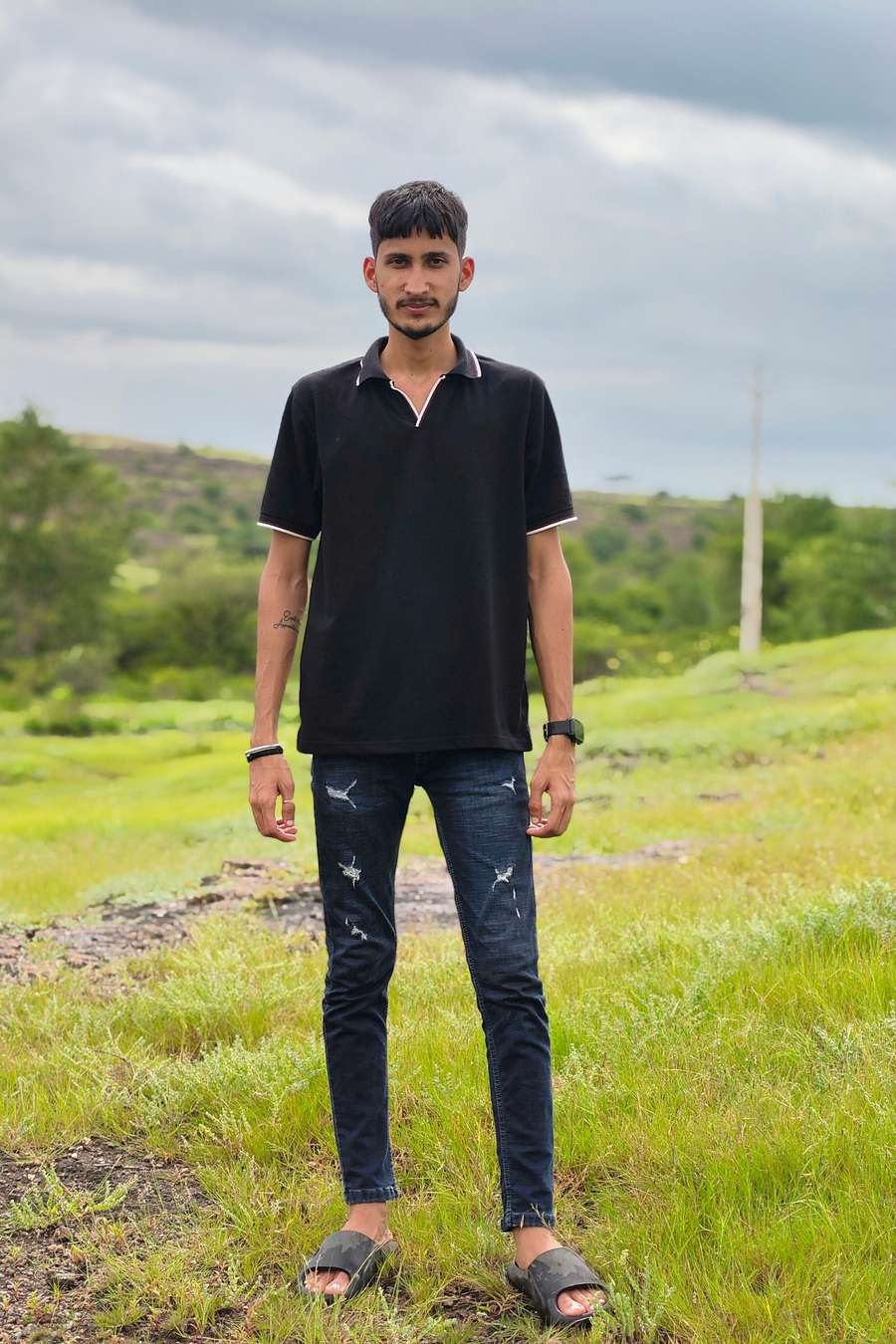89207704 8217 medium large