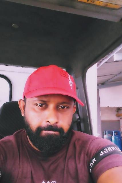 89839331 609 medium large