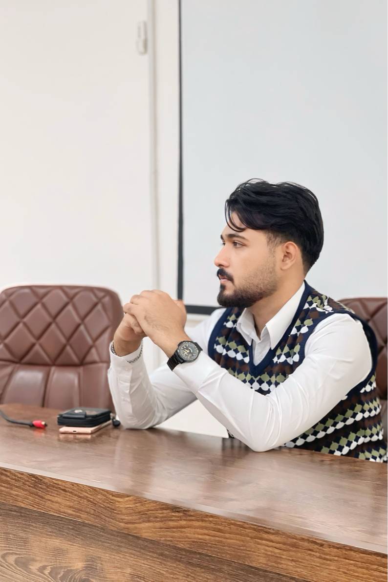 90531517 678 medium large