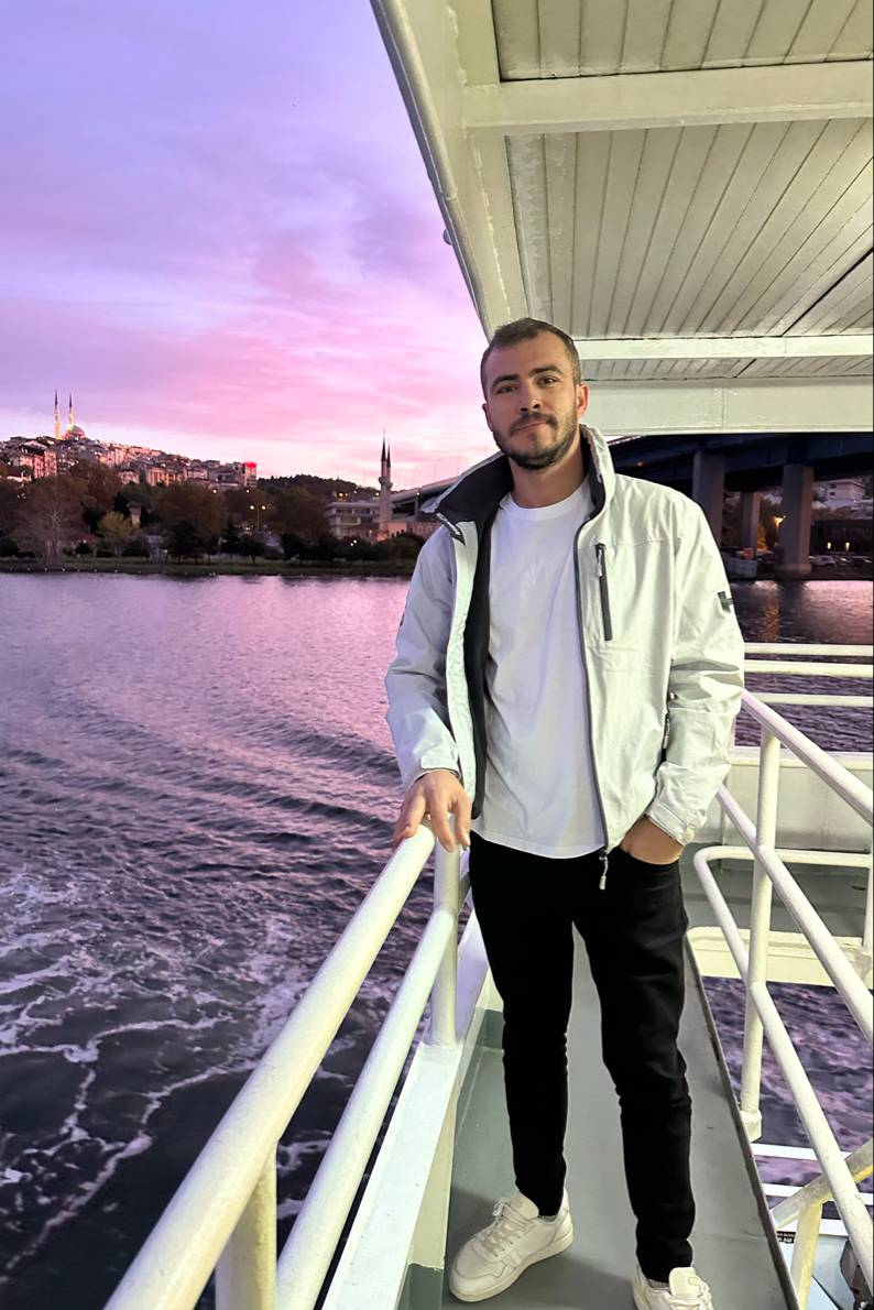 92571753 5153 medium large