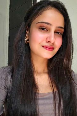 Priya 's photo