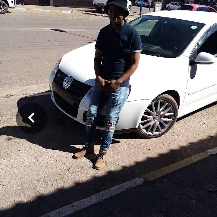 83725647 3695 medium large