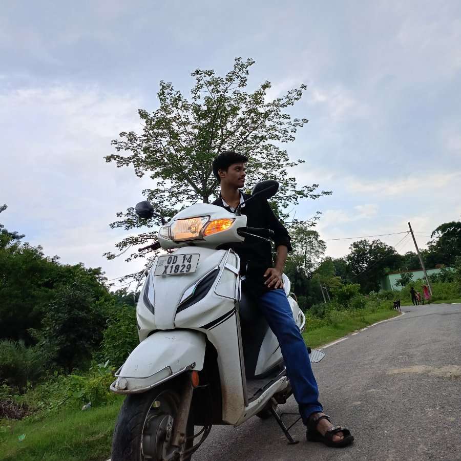 82952220 67 medium large