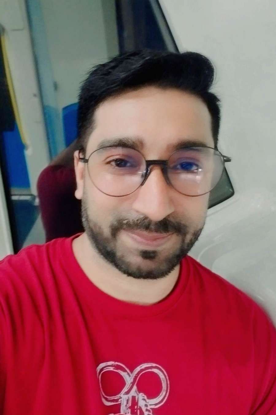 85851328 5216 medium large