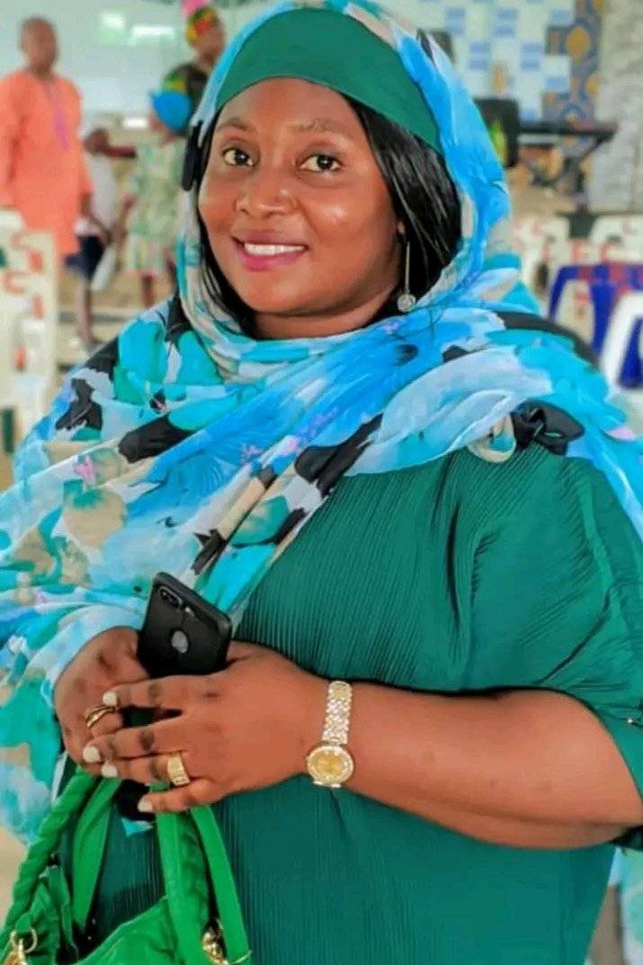 93066325 3353 medium large