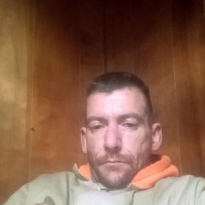 49301496 7611