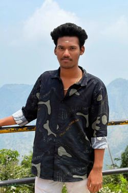 HARIHARASUTHAN V's photo