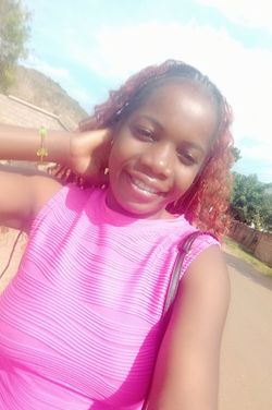 Serah Lungu 's photo