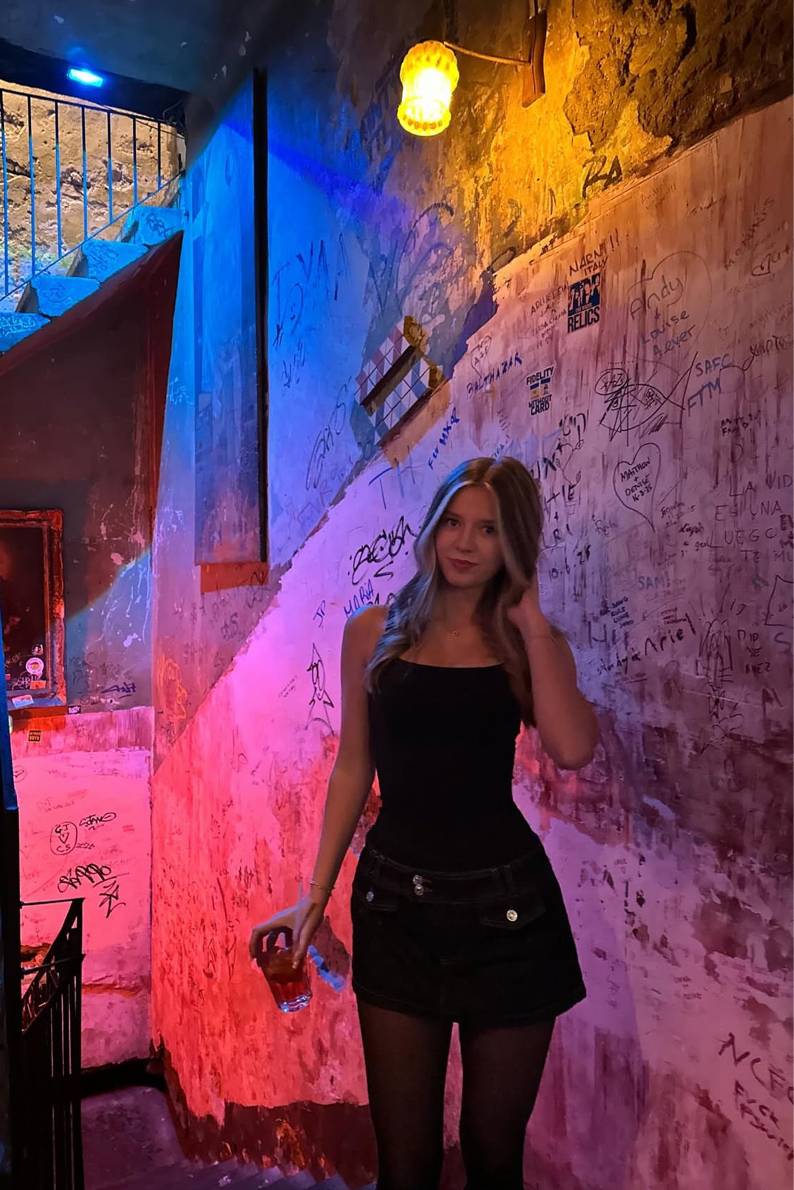 93076216 7164 medium large