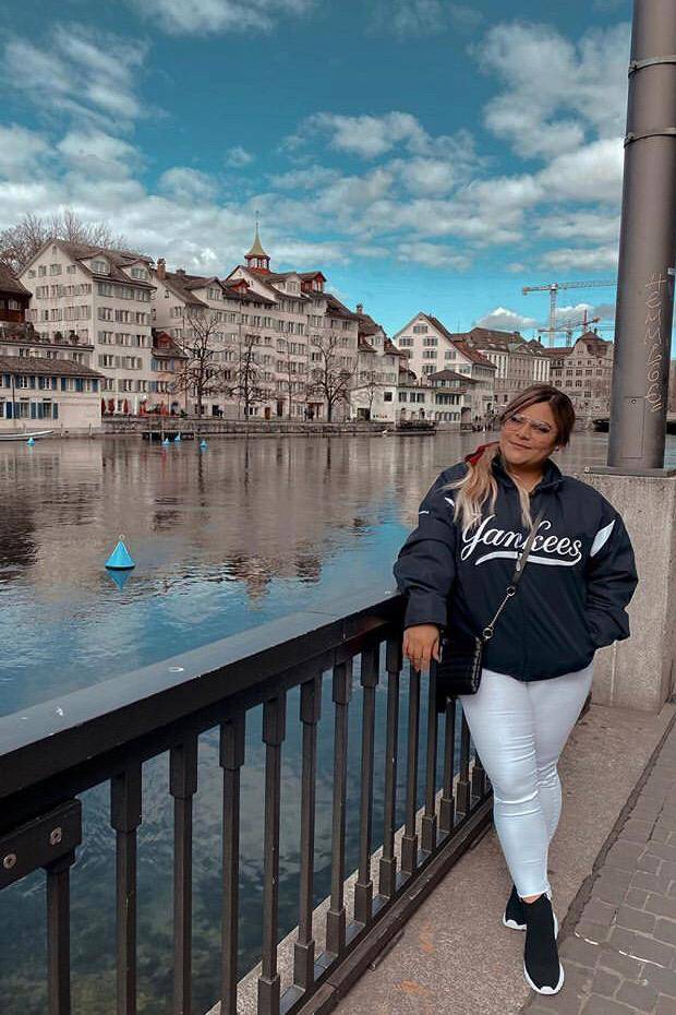 89787702 9678 medium large