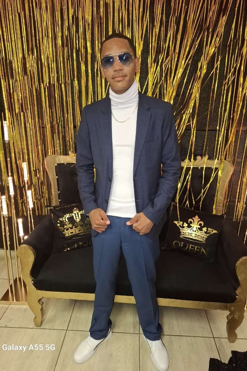 90274487 8001 medium large