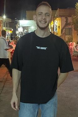 Mazen's photo