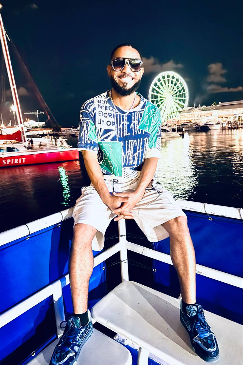 90148146 7684 medium large