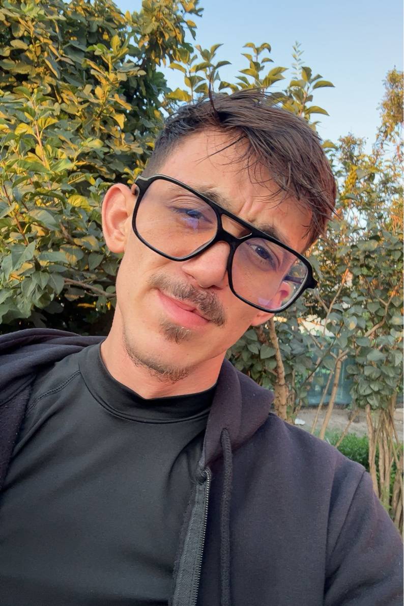 90852444 714 medium large