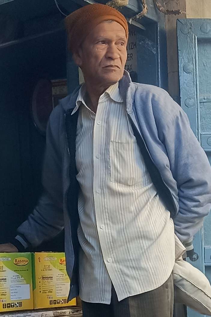 90647802 7403 medium large