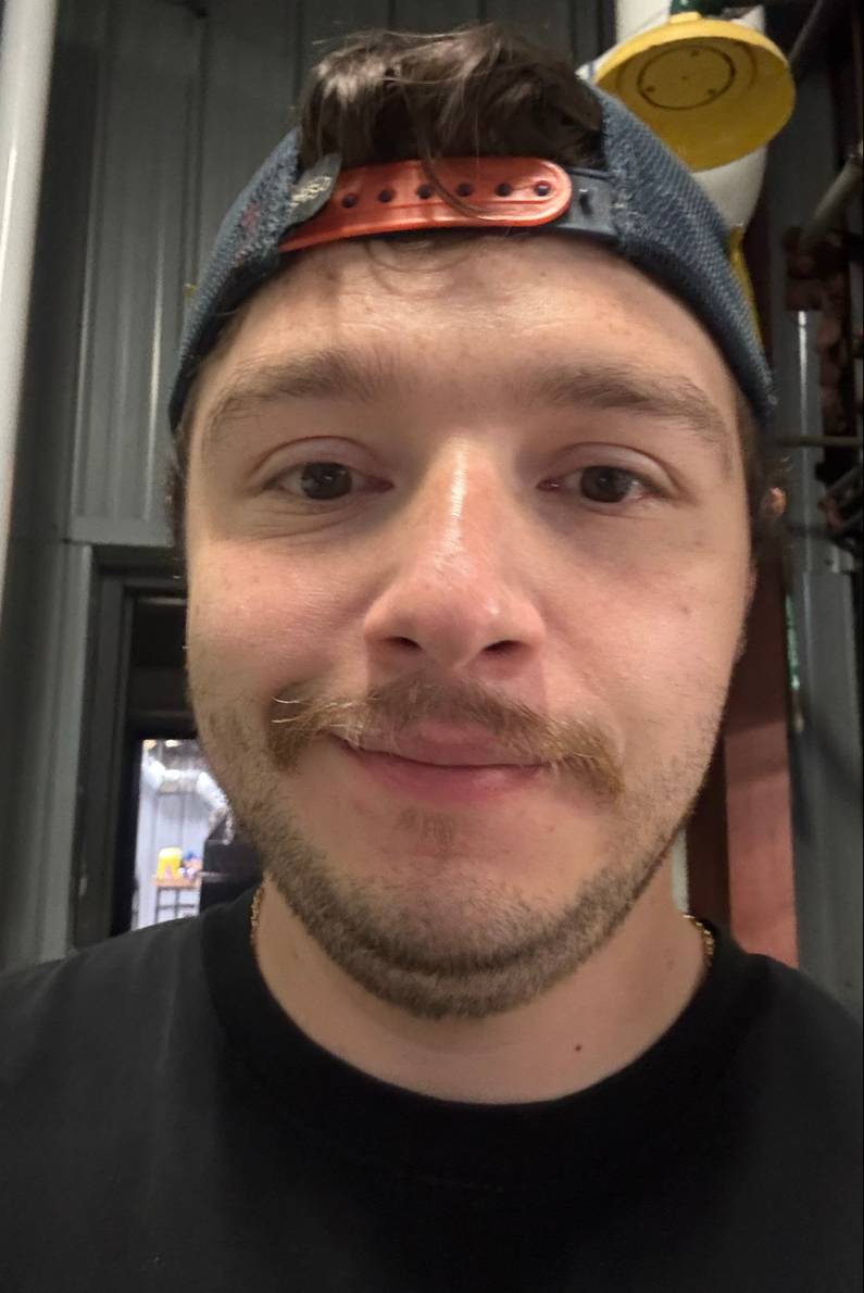 90256330 2009 medium large