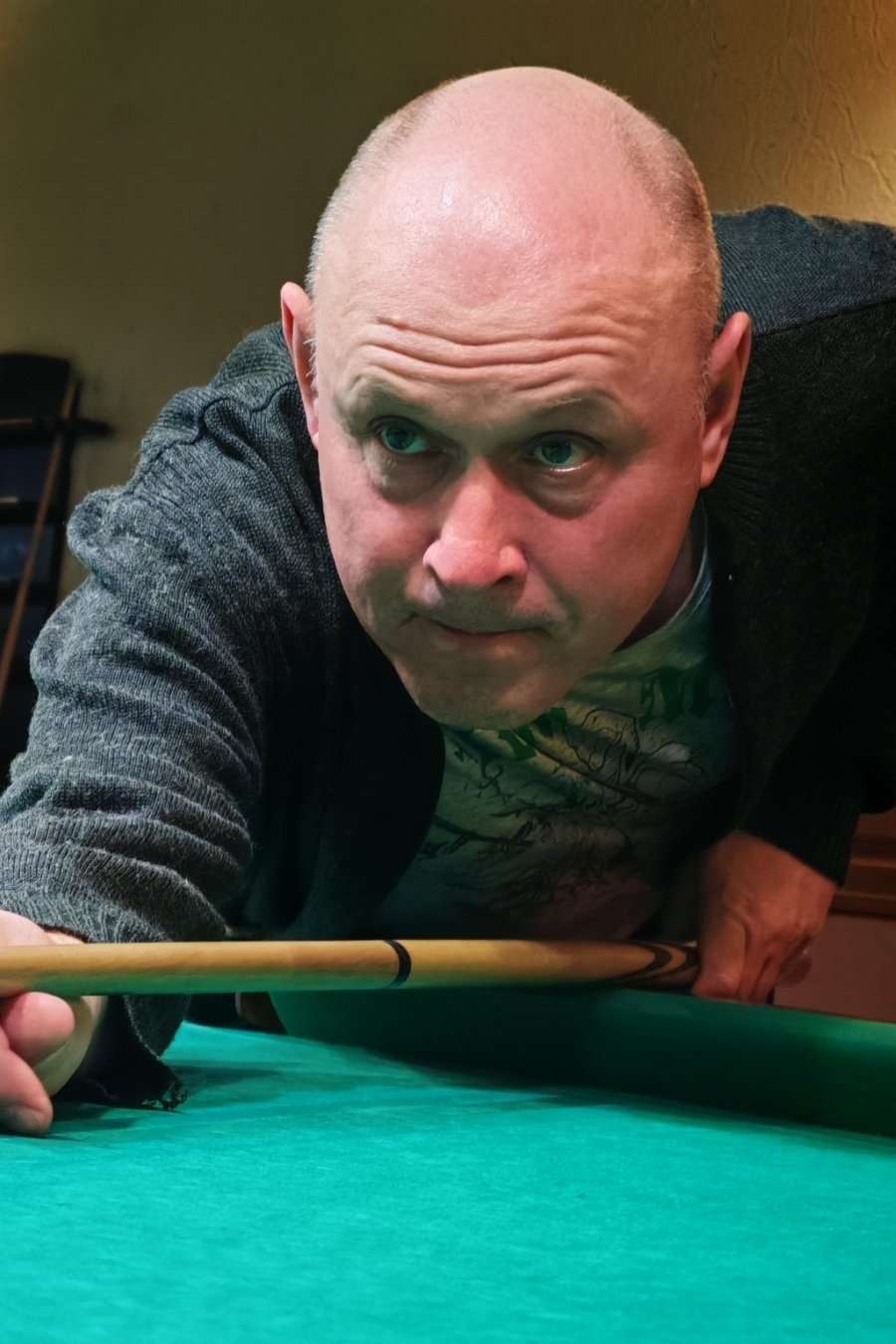 89233353 5585 medium large