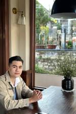 Nhân Trần 's photo