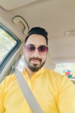 Avi's photo