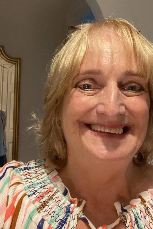 90556112 1572 medium large