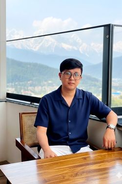 Ugesh limbu's photo