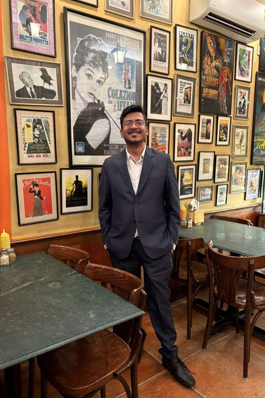 90503265 574 medium large