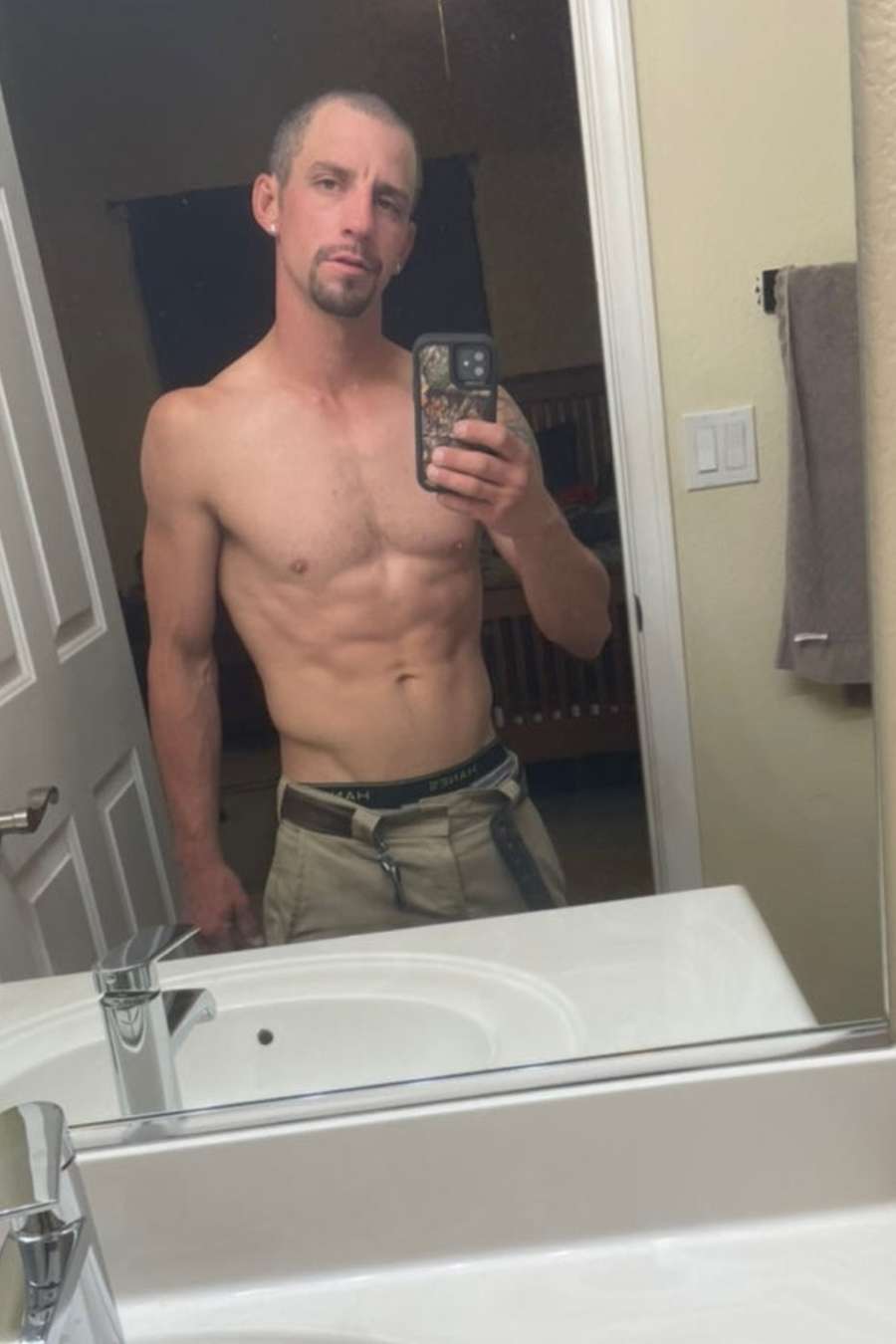 90305446 4684 medium large