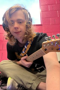 Lochie Ward's photo