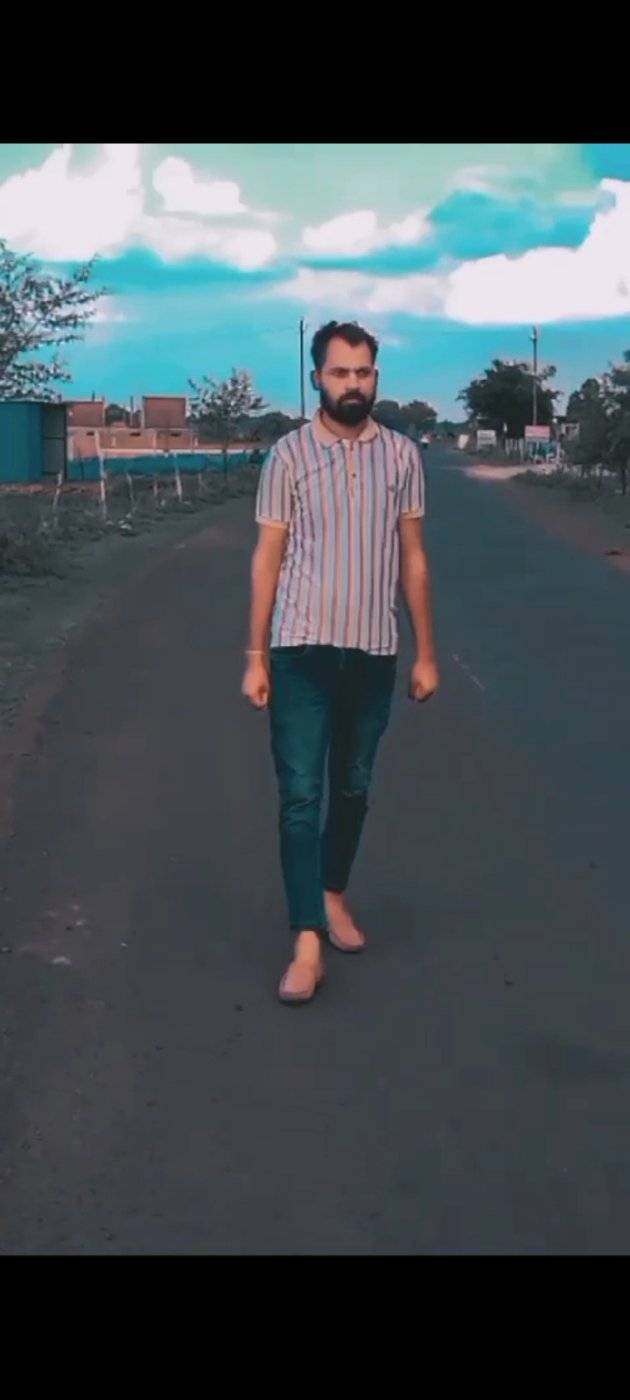 82892937 4128 medium large