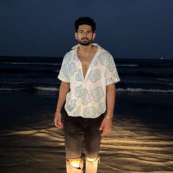 Dev's photo