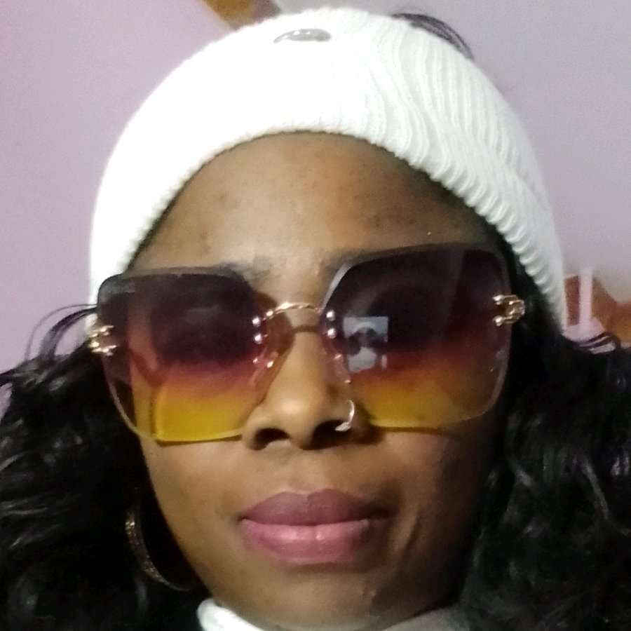 76081941 5640 medium large