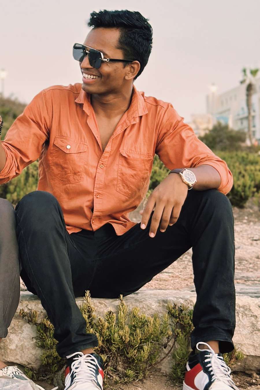 89477157 2425 medium large