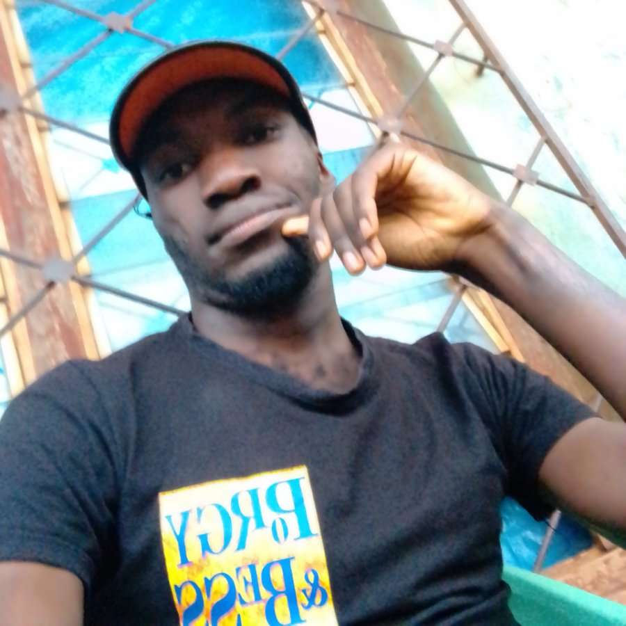 81909426 1060 medium large