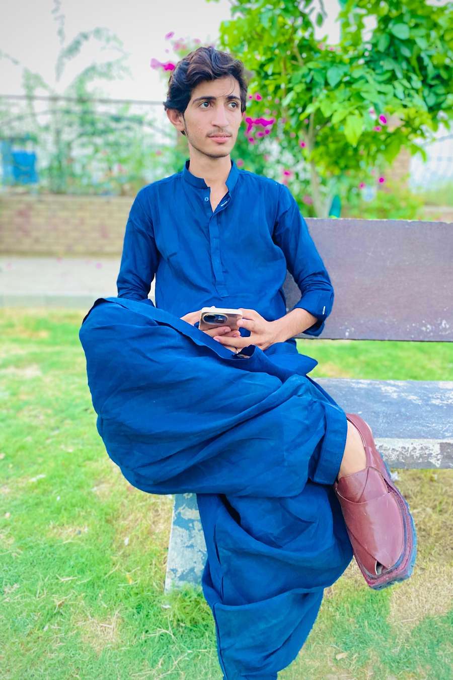 87979093 4825 medium large