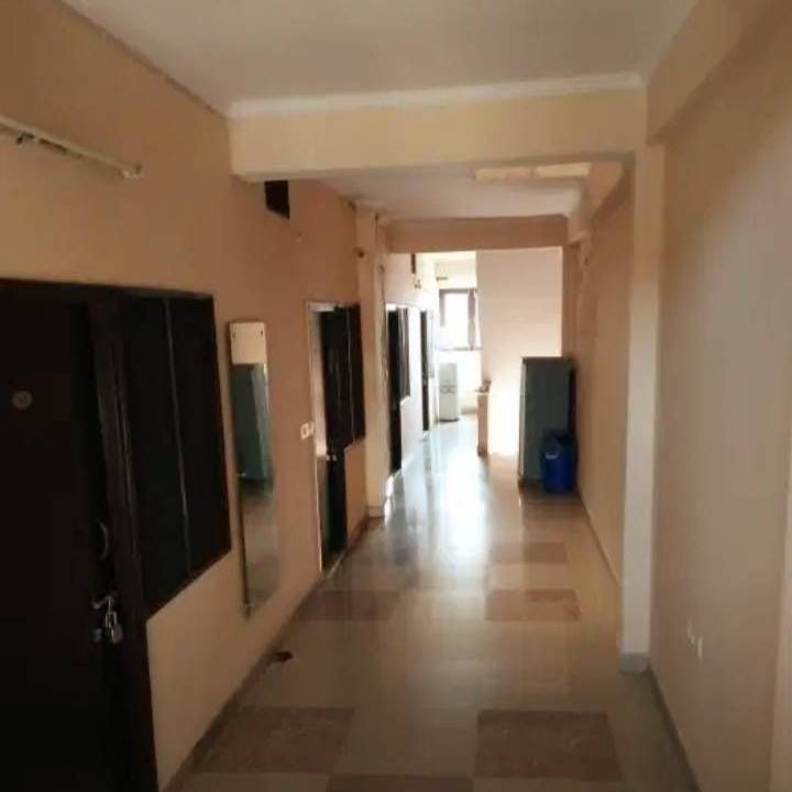 69445706 4304 medium large