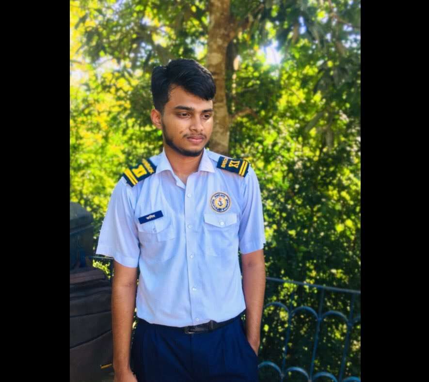 83074032 1000 medium large